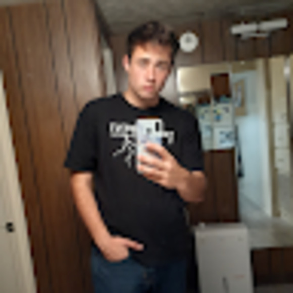 Meet your Posher, Andrew - Picture 1 of 1